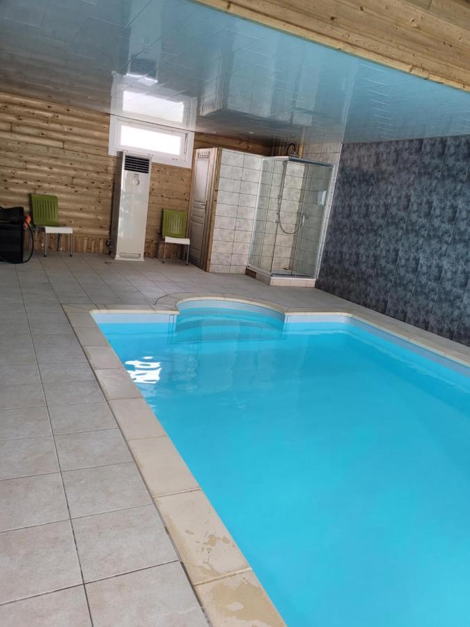 Au Relais Du Canal A Grand Gabarit Nesle Ngoại thất bức ảnh