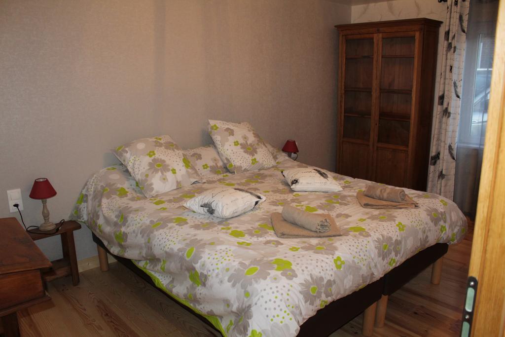 Au Relais Du Canal A Grand Gabarit Nesle Ngoại thất bức ảnh